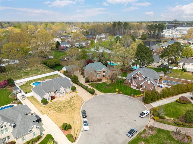 604 Stoneleigh CT, Chesapeake, VA 23322