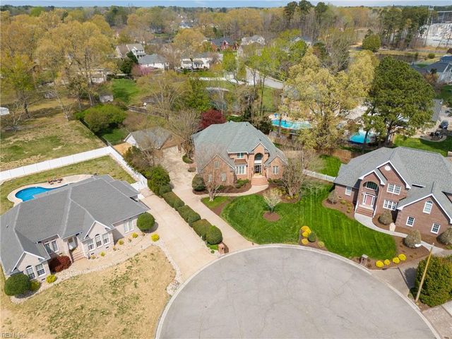 604 Stoneleigh CT, Chesapeake, VA 23322