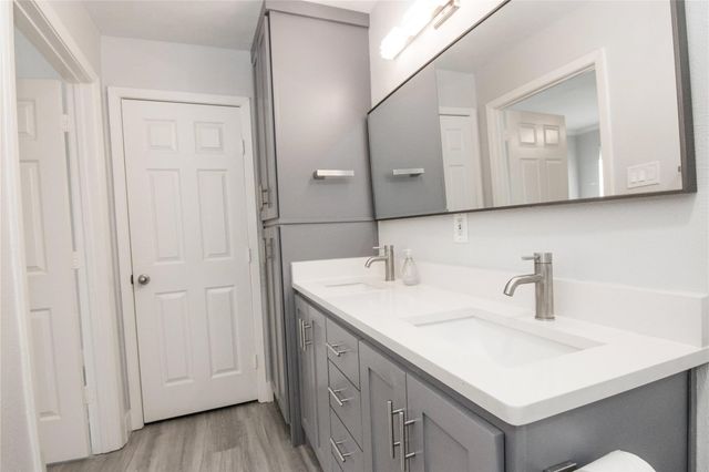 2007 Clubview Drive, Carrollton, TX 75006