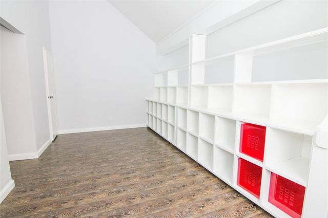 2007 Clubview Drive, Carrollton, TX 75006