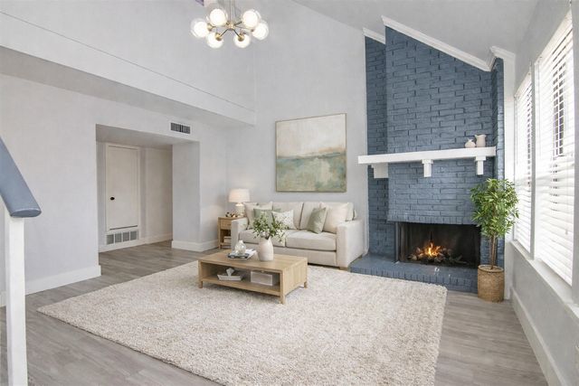 2007 Clubview Drive, Carrollton, TX 75006