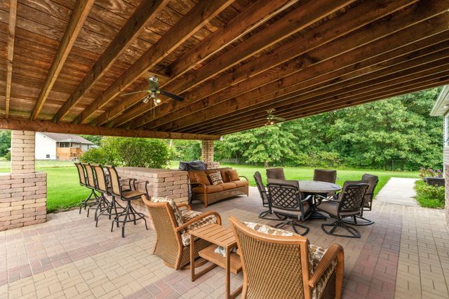 748 N 200 W, Valparaiso, IN 46385