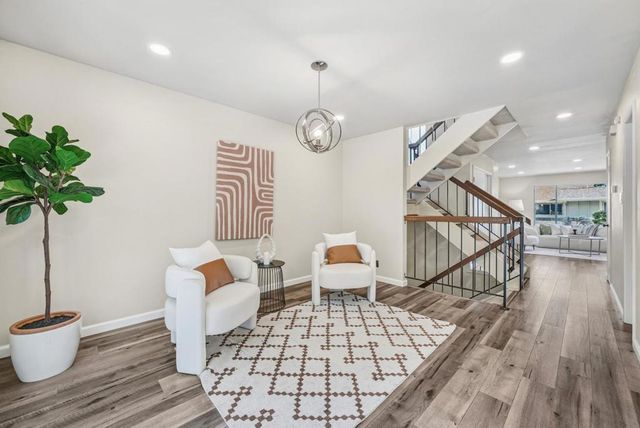 42 Lyonridge Lane, San Mateo, CA 94402