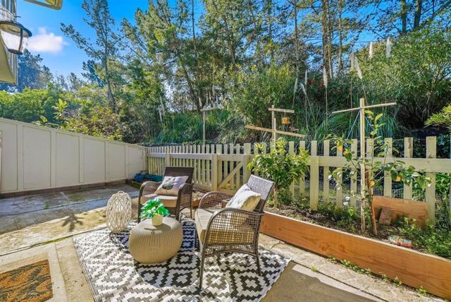 42 Lyonridge Lane, San Mateo, CA 94402
