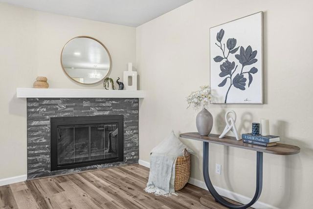 42 Lyonridge Lane, San Mateo, CA 94402