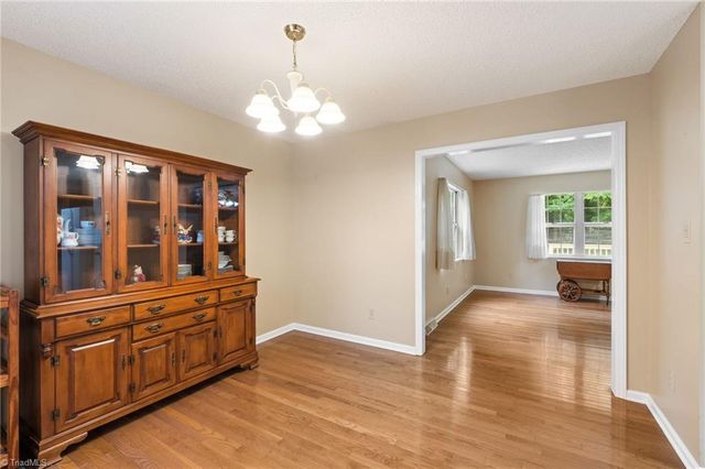 9234 Sahabi Road, Kernersville, NC 27284