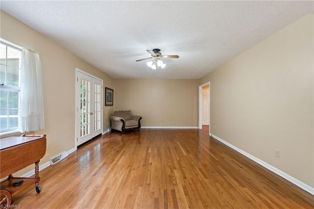 9234 Sahabi Road, Kernersville, NC 27284