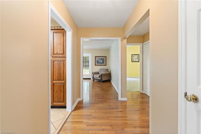 9234 Sahabi Road, Kernersville, NC 27284