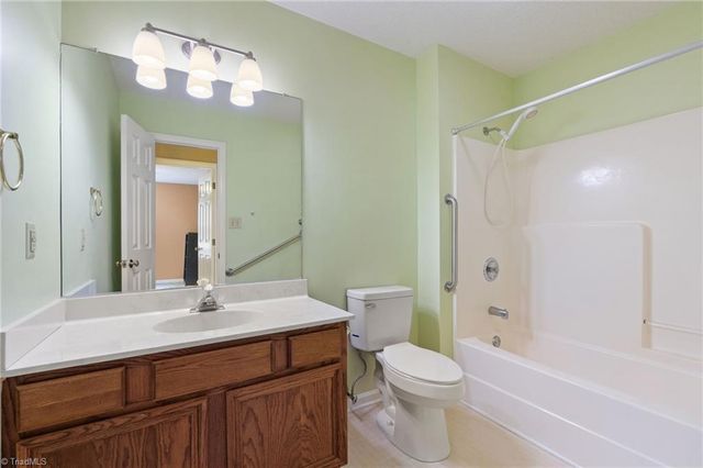 9234 Sahabi Road, Kernersville, NC 27284