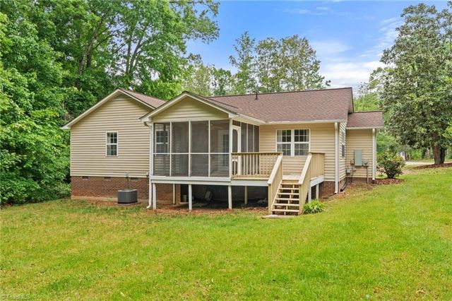 9234 Sahabi Road, Kernersville, NC 27284