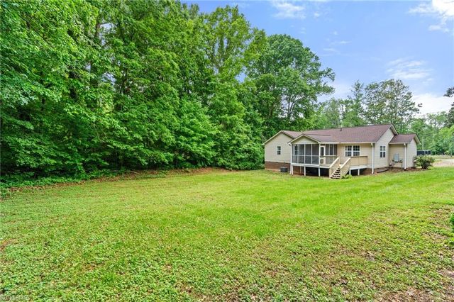 9234 Sahabi Road, Kernersville, NC 27284