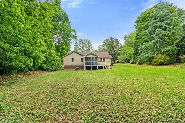 9234 Sahabi Road, Kernersville, NC 27284