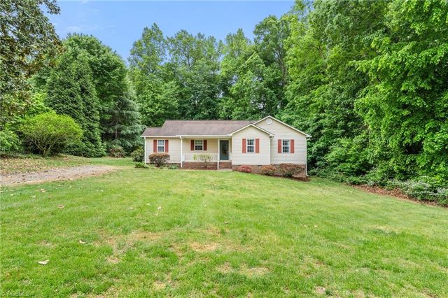 9234 Sahabi Road, Kernersville, NC 27284