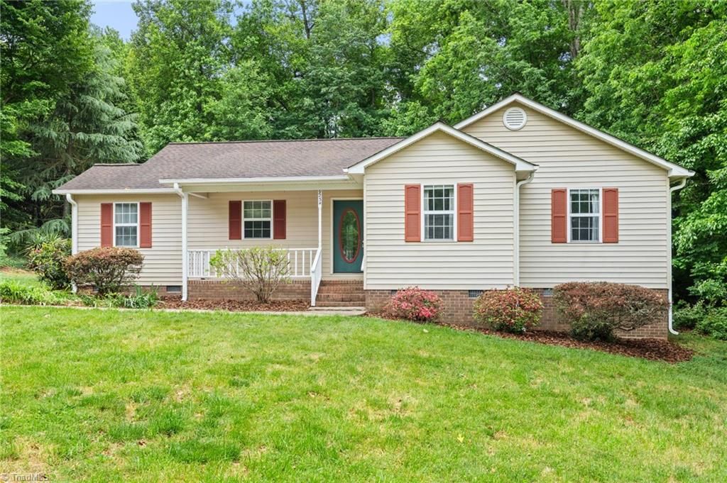 9234 Sahabi Road, Kernersville, NC 27284