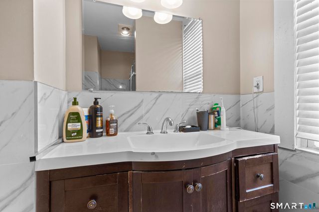 51-53 Cliff Street, Norwich, CT 06360