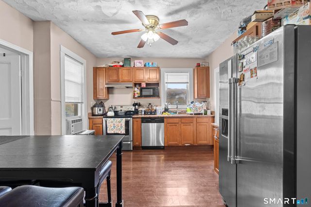 51-53 Cliff Street, Norwich, CT 06360