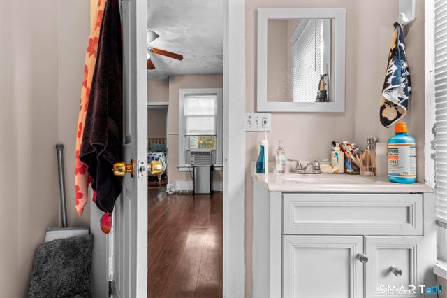 51-53 Cliff Street, Norwich, CT 06360