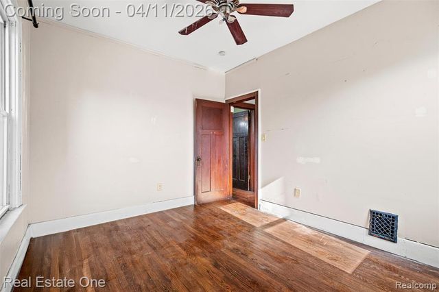 2965 Fischer Street, Detroit, MI 48214