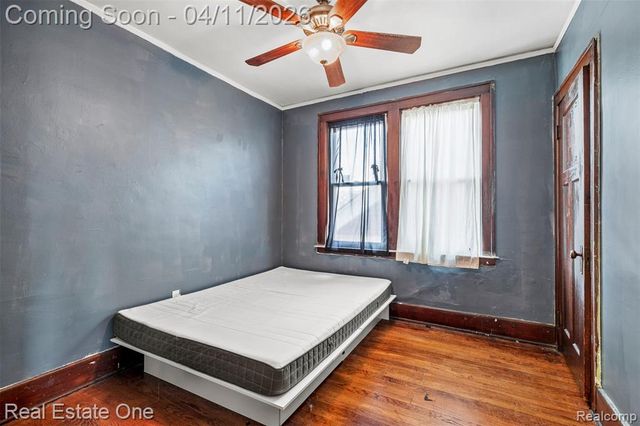 2965 Fischer Street, Detroit, MI 48214