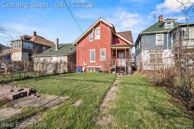 2965 Fischer Street, Detroit, MI 48214