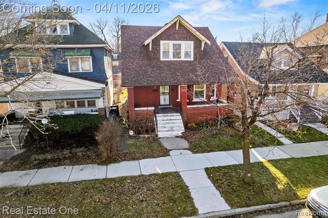 2965 Fischer Street, Detroit, MI 48214