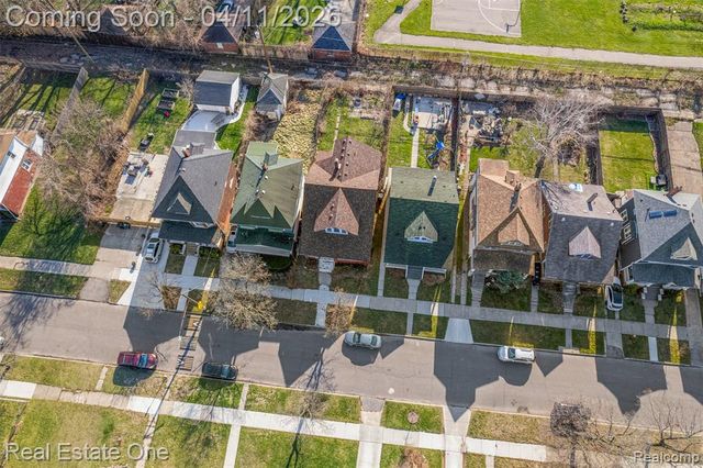 2965 Fischer Street, Detroit, MI 48214