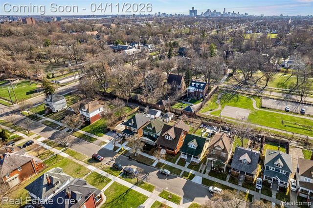 2965 Fischer Street, Detroit, MI 48214