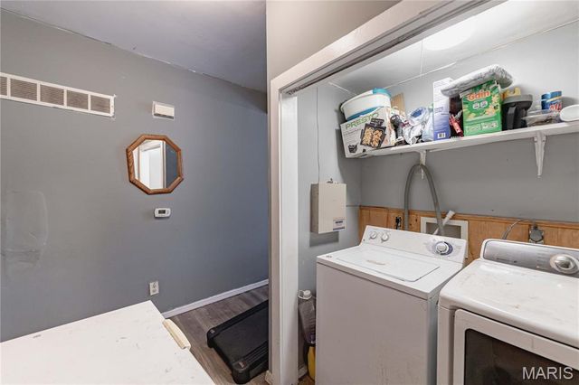 3702 Garnier Street, St Louis, MO 63116