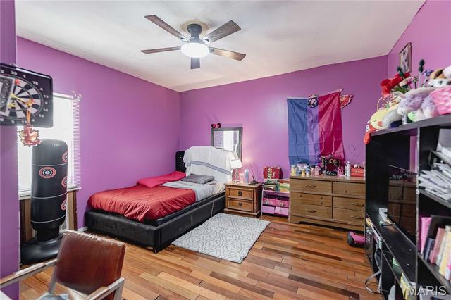 3702 Garnier Street, St Louis, MO 63116