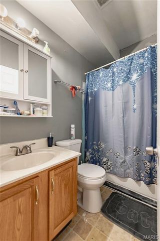 3702 Garnier Street, St Louis, MO 63116