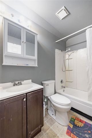 3702 Garnier Street, St Louis, MO 63116