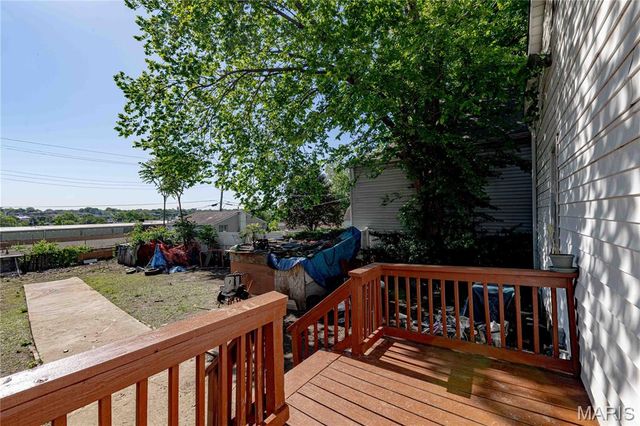 3702 Garnier Street, St Louis, MO 63116