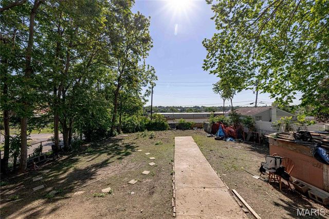 3702 Garnier Street, St Louis, MO 63116