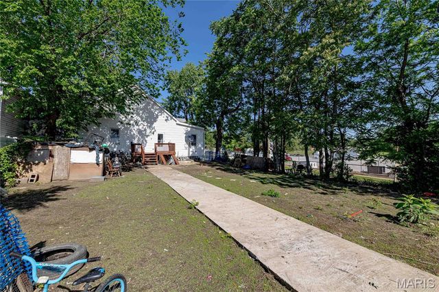 3702 Garnier Street, St Louis, MO 63116