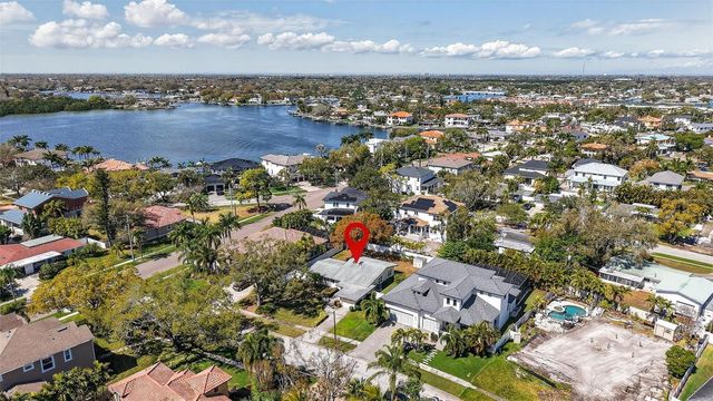 440 LIDO WAY NE, St Petersburg, FL 33704
