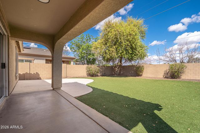 14856 W SHAW BUTTE Drive, Surprise, AZ 85379