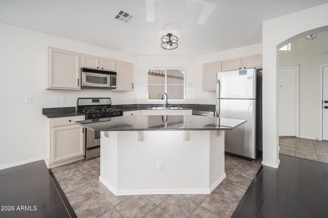 14856 W SHAW BUTTE Drive, Surprise, AZ 85379