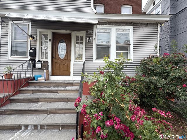 8 Erwin Place 1, New Britain, CT 06051
