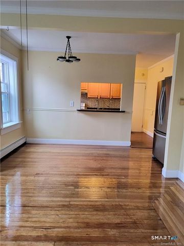 8 Erwin Place 1, New Britain, CT 06051