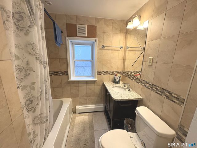 8 Erwin Place 1, New Britain, CT 06051