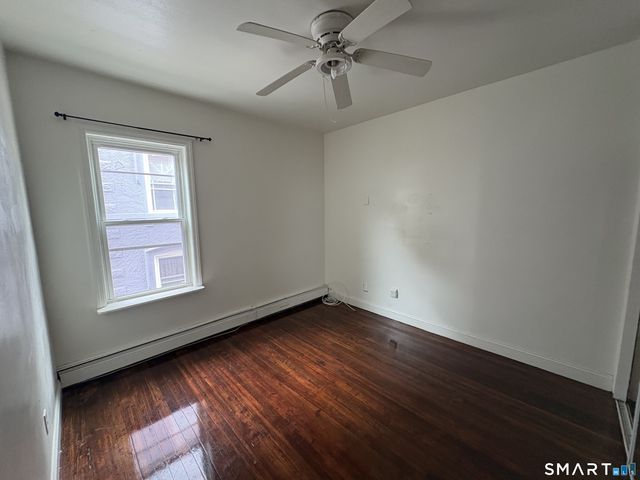 8 Erwin Place 1, New Britain, CT 06051