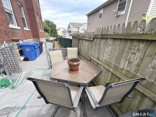 8 Erwin Place 1, New Britain, CT 06051