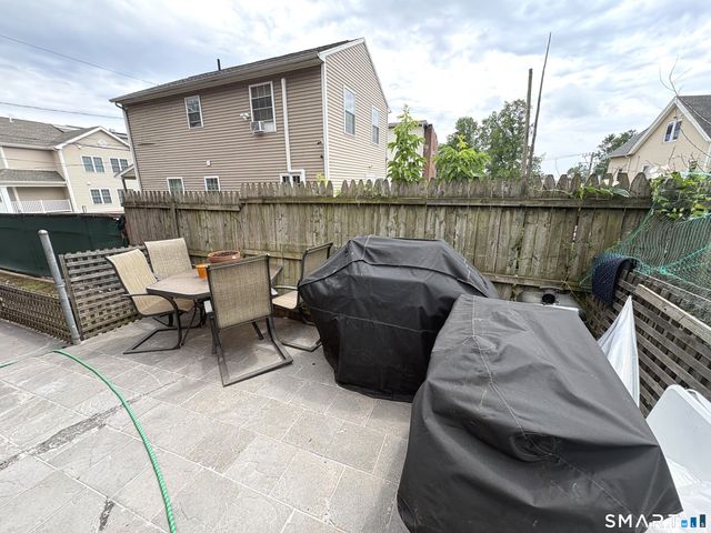 8 Erwin Place 1, New Britain, CT 06051