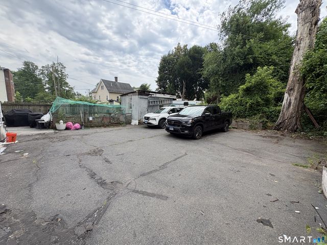 8 Erwin Place 1, New Britain, CT 06051