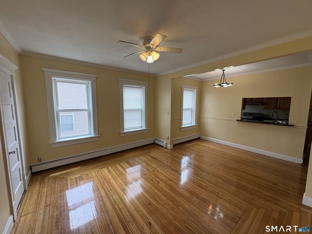 8 Erwin Place 1, New Britain, CT 06051