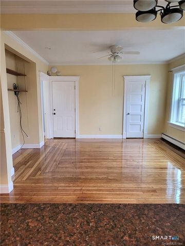 8 Erwin Place 1, New Britain, CT 06051