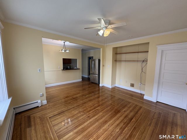 8 Erwin Place 1, New Britain, CT 06051