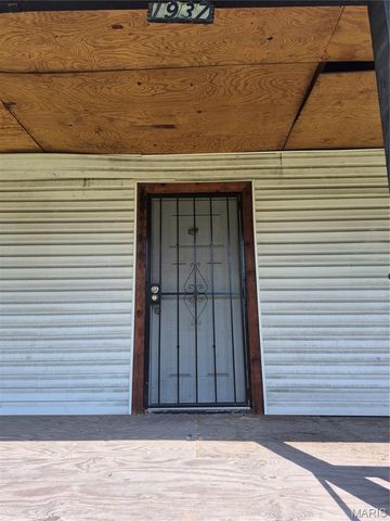 1937 Benton Street, Granite City, IL 62040