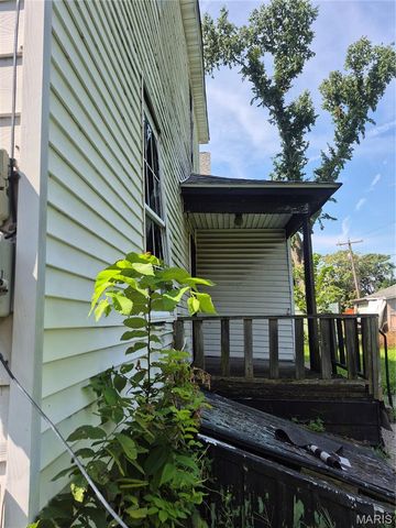 1937 Benton Street, Granite City, IL 62040