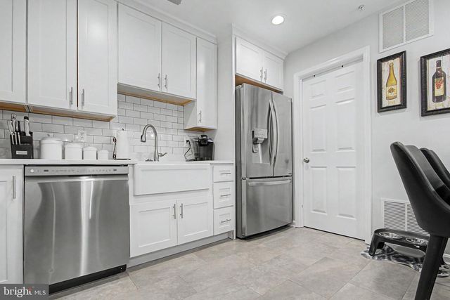 2607 COMPASS DR, Annapolis, MD 21401